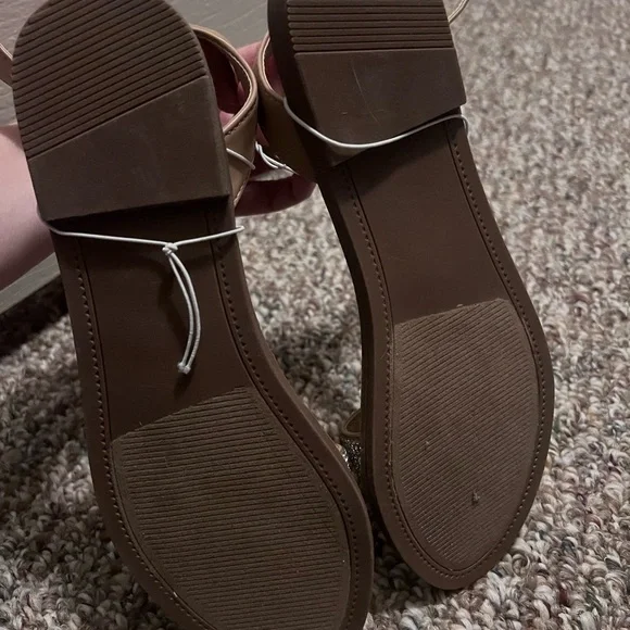 New Steve Madden sparkly stones sandals - Picture 6 of 8